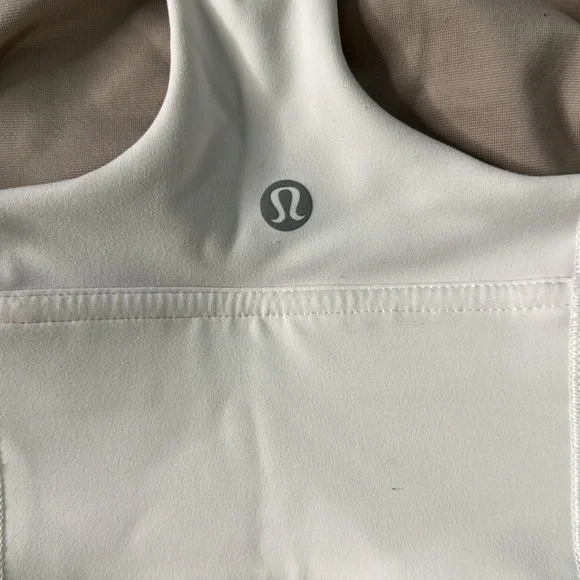 Lulu Lemon High Neck Energy Sports Bra - Picture 3 of 4